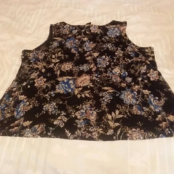 Lane Bryant Flower Sparkle Top Size 22/24 - Picture 3 of 5